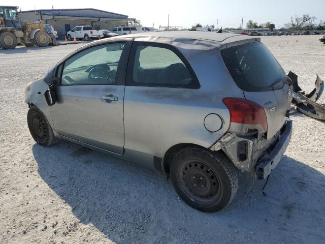 JTDJT4K33A5324185 - 2010 TOYOTA YARIS AUTO SILVER photo 2