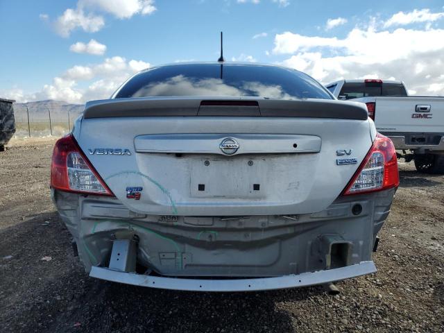 3N1CN7AP7HL808544 - 2017 NISSAN VERSA S SILVER photo 6