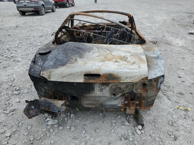 JM1NB353730312678 - 2003 MAZDA MX-5 MIATA BASE BLACK photo 6