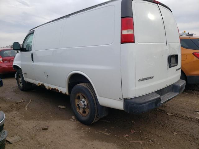 1GCFG25T231175255 - 2003 CHEVROLET EXPRESS G2 WHITE photo 2