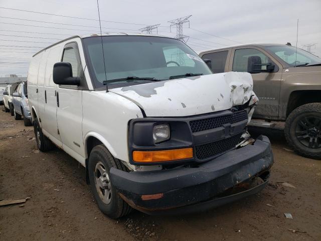 1GCFG25T231175255 - 2003 CHEVROLET EXPRESS G2 WHITE photo 4