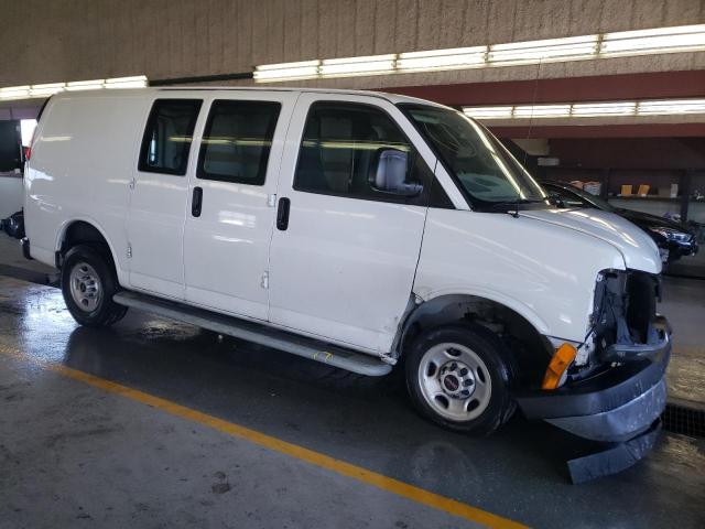 1GTW7AFG2L1220898 - 2020 GMC SAVANA G2500 WHITE photo 4