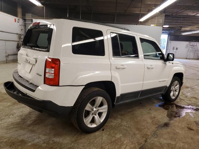 1J4NF1GB4BD177173 - 2011 JEEP PATRIOT SPORT WHITE photo 3