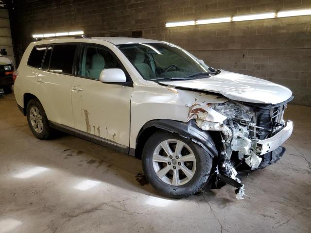 5TDBK3EH9DS259205 - 2013 TOYOTA HIGHLANDER BASE WHITE photo 4