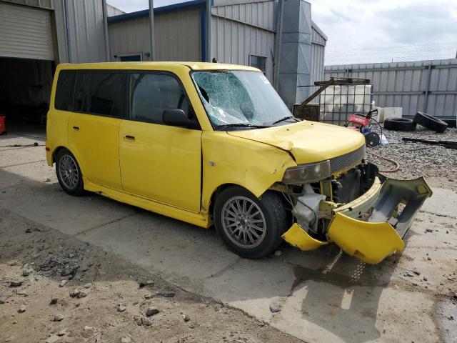 JTLKT324854016629 - 2005 TOYOTA SCION XB Gelb Foto 4