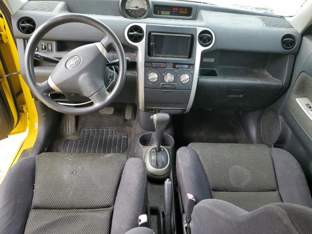 JTLKT324854016629 - 2005 TOYOTA SCION XB Gelb Foto 8