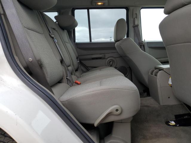 1J8HG48K37C637509 - 2007 JEEP COMMANDER 白色 照片 11