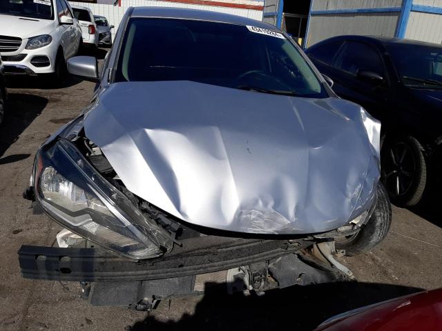 3N1AB7AP0KY383453 - 2019 NISSAN SENTRA S SILVER photo 5