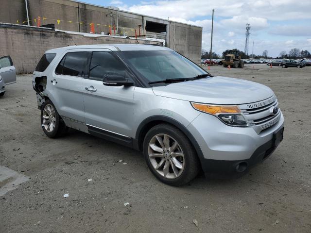 1FM5K7D84DGB52610 - 2013 FORD EXPLORER XLT SILVER photo 4