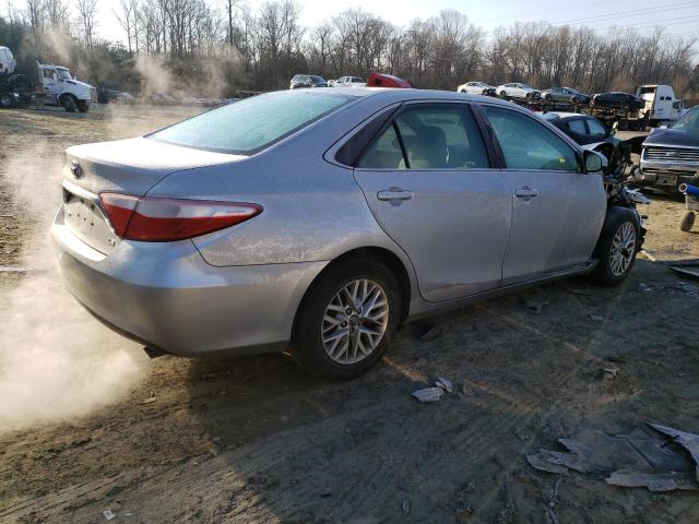 4T1BF1FK4HU382135 - 2017 TOYOTA CAMRY LE SILVER photo 3