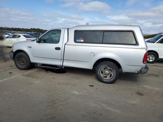 1FTZF1724XNC19480 - 1999 FORD F150 SILVER photo 2