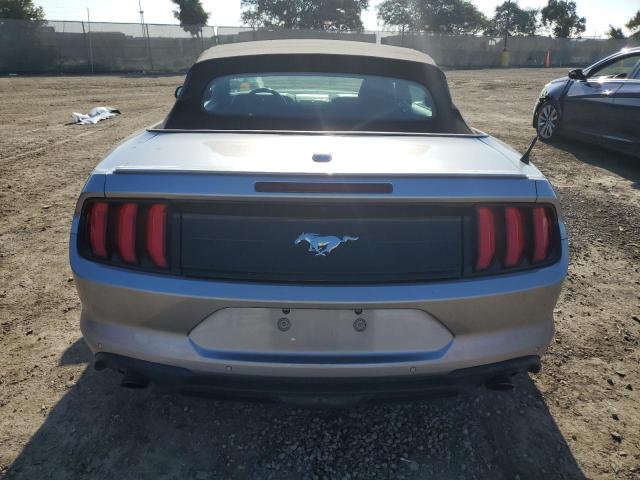 1FATP8UH6N5107786 - 2022 FORD MUSTANG SILVER photo 6