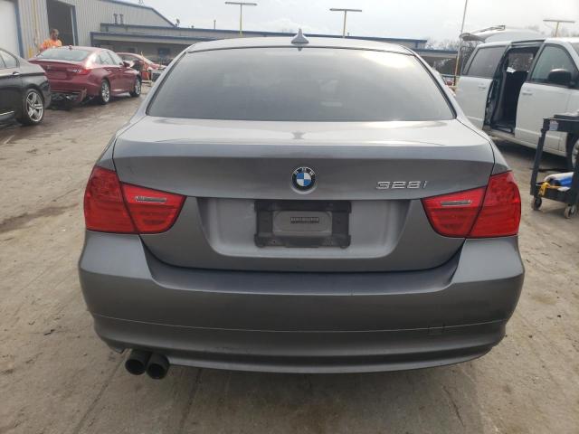 WBAPH73579A171940 - 2009 BMW 328 I SILVER photo 6