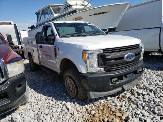 1FDBF2B69HED59393 - 2017 FORD F250 SUPER DUTY WHITE photo 4