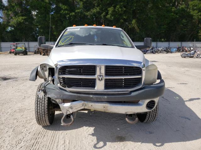 3D6WD76A78G173037 - 2008 DODGE RAM 5500 ST WHITE photo 9