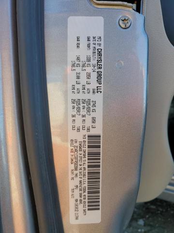 2C4RC1CG6FR583900 - 2015 CHRYSLER TOWN & COU TOURING L SILVER photo 13