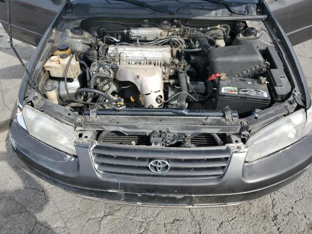 4T1BG22K4VU145133 - 1997 TOYOTA CAMRY CE GRAY photo 11