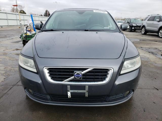 YV1390MS9A2508398 - 2010 VOLVO S40 2.4I GRAY photo 5