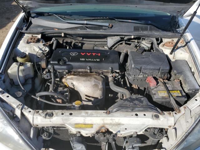 4T1BE32K72U080804 - 2002 TOYOTA CAMRY LE WHITE photo 11