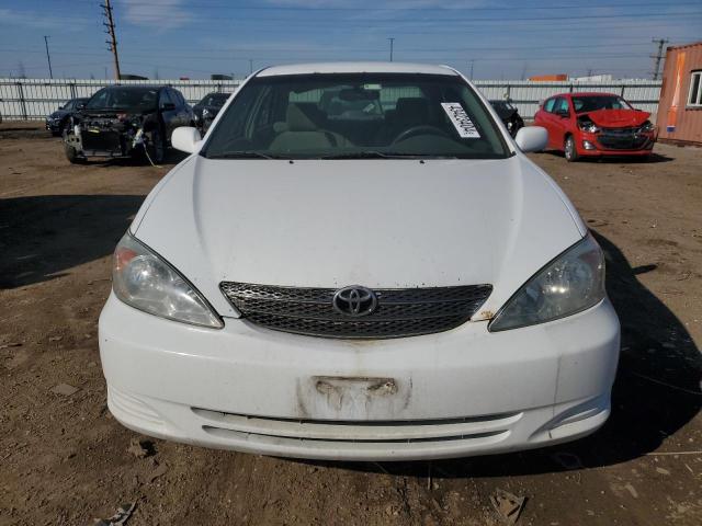 4T1BE32K72U080804 - 2002 TOYOTA CAMRY LE WHITE photo 5