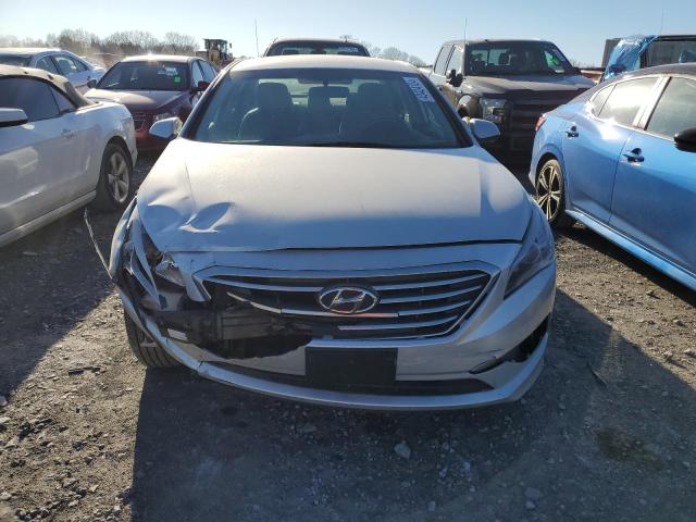 5NPE24AFXGH394050 - 2016 HYUNDAI SONATA SE SILVER photo 5