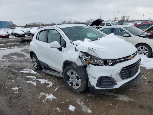 KL7CJKSB1JB702609 - 2018 CHEVROLET TRAX LS WHITE photo 4