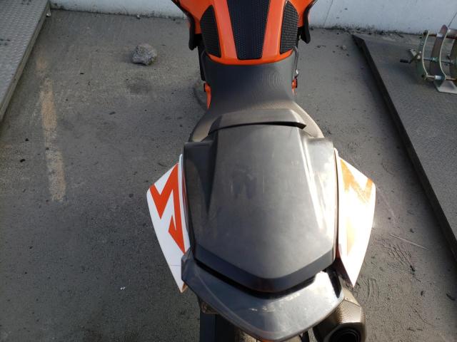 VBKV39402FM917825 - 2015 KTM 1290 SUPER DUKE R ORANGE photo 6