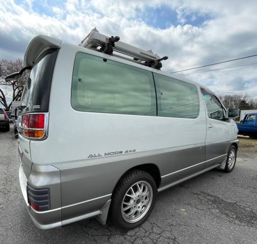 ALWE50008492 - 1997 NISSAN OTHER TWO TONE photo 4