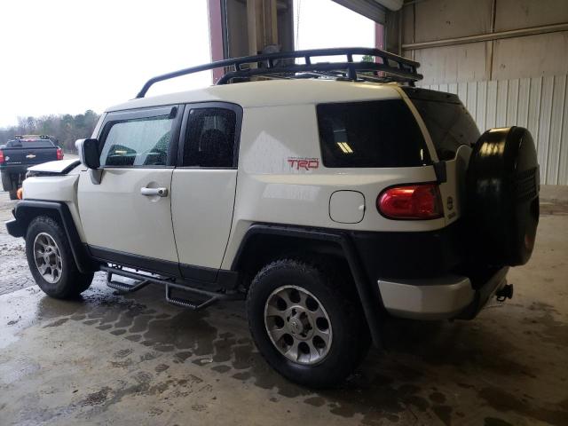 JTEZU4BFXBK011546 - 2011 TOYOTA FJ CRUISER WHITE photo 2