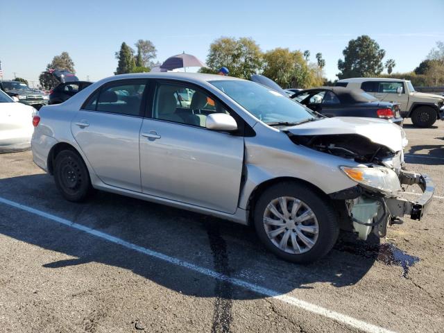 2T1BU4EE6DC961125 - 2013 TOYOTA COROLLA BA SILVER photo 4