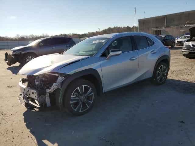 JTHP3JBH7L2023085 - 2020 LEXUS UX 200 SILVER photo 1