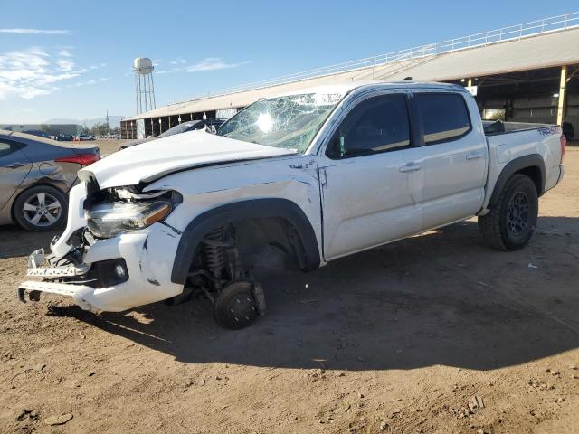 3TMCZ5AN1JM148991 - 2018 TOYOTA TACOMA DOUBLE CAB WHITE photo 1