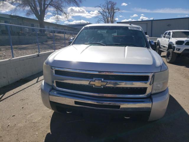 3GCRCSE01AG295402 - 2010 CHEVROLET SILVERADO C1500 LT SILVER photo 5