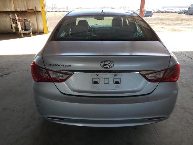 5NPEB4ACXCH419383 - 2012 HYUNDAI SONATA GLS SILVER photo 6