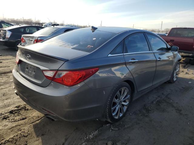 5NPEC4AC3DH591687 - 2013 HYUNDAI SONATA SE GRAY photo 3