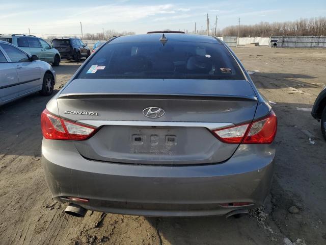 5NPEC4AC3DH591687 - 2013 HYUNDAI SONATA SE GRAY photo 6