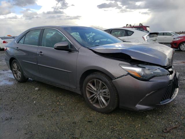 4T1BF1FK9HU450073 - 2017 TOYOTA CAMRY LE GRAY photo 4