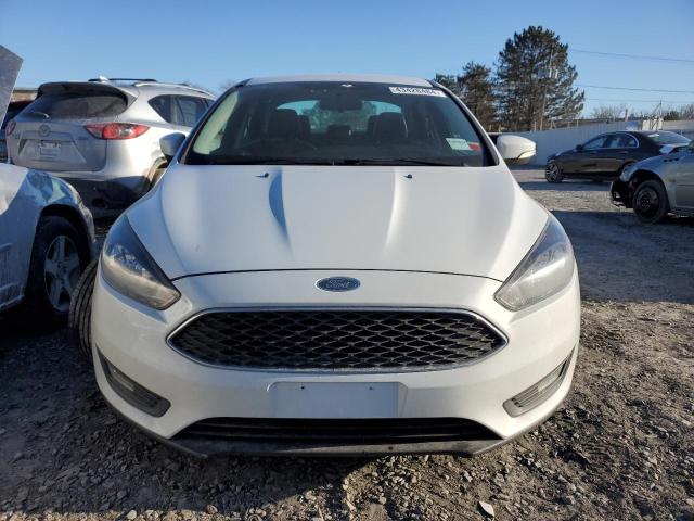 1FADP3F20GL214296 - 2016 FORD FOCUS SE WHITE photo 5