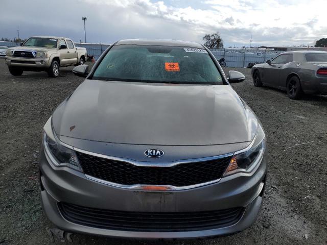 5XXGT4L34JG183163 - 2018 KIA OPTIMA LX GRAY photo 5