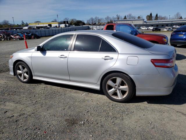 4T1BF3EK6AU015465 - 2010 TOYOTA CAMRY BASE SILVER photo 2