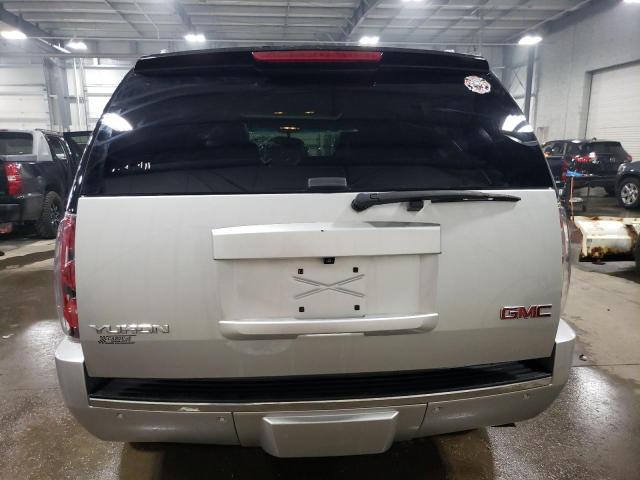 1GKS2EEF5DR161012 - 2013 GMC YUKON DENALI SILVER photo 6