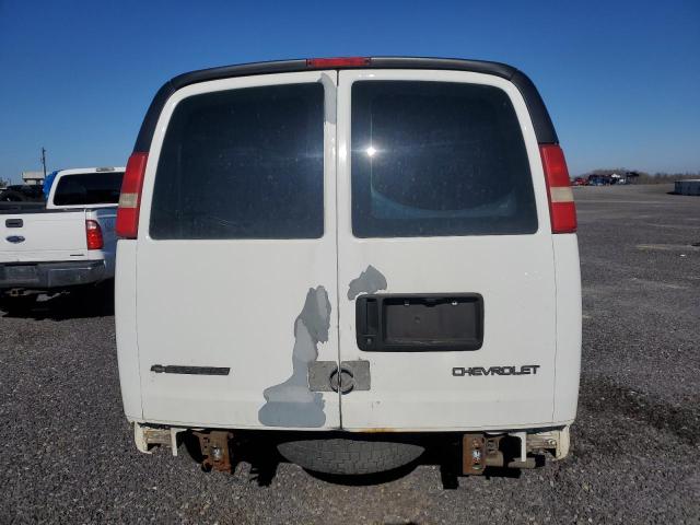 1GCGG25V351120595 - 2005 CHEVROLET EXPRESS G2 WHITE photo 6