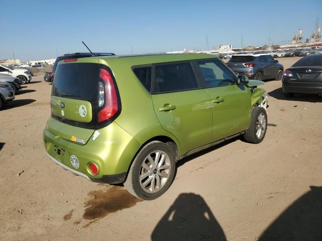 KNDJP3A5XK7912687 - 2019 KIA SOUL + GREEN photo 3