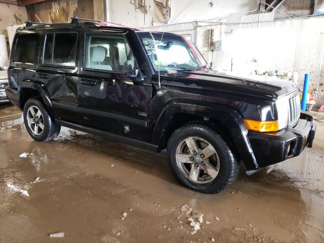 1J8HG48K28C181665 - 2008 JEEP COMMANDER SPORT BLACK photo 4