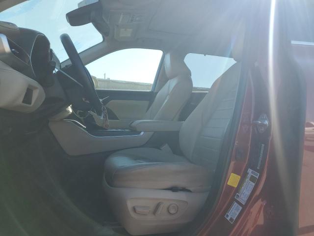 5TDGZRBH1MS107198 - 2021 TOYOTA HIGHLANDER XLE 红色 照片 7