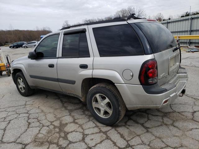 1GNDT13S852206553 - 2005 CHEVROLET TRAILBLAZE LS SILVER photo 2