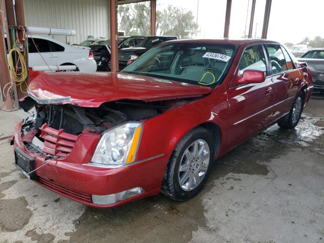 1G6KH5EY8AU126178 - 2010 CADILLAC DTS PREMIUM COLLECTION RED photo 2