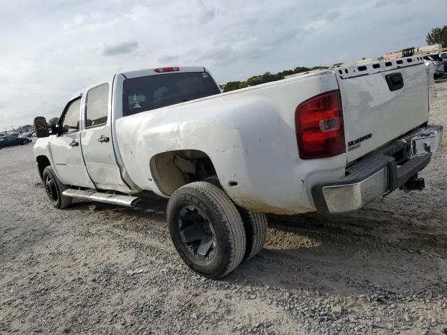 1GCJC83669F181223 - 2009 CHEVROLET SILVERADO C3500 LT WHITE photo 2