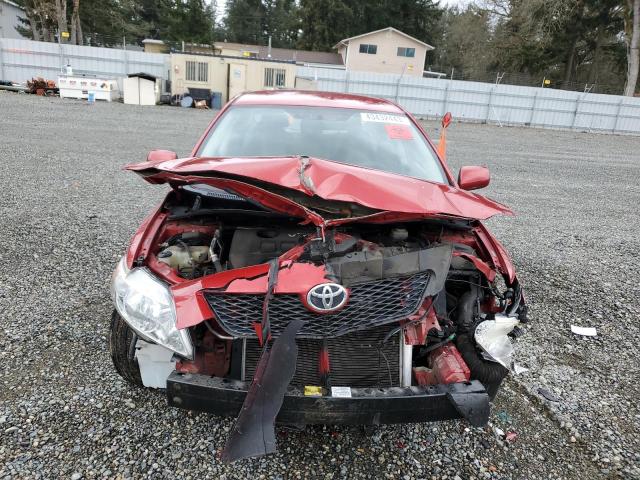 1NXBU4EE2AZ298338 - 2010 TOYOTA COROLLA BASE RED photo 5