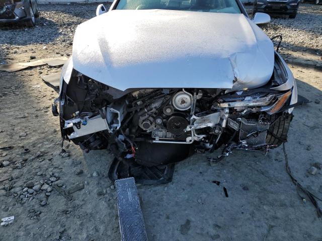 WAUHGAFC7FN016923 - 2015 AUDI A6 PRESTIGE 银色 照片 11